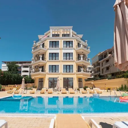 Horizon 20 'a' Apartment