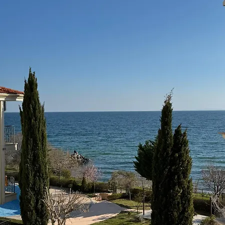 Horizon 20 'a' Apartment